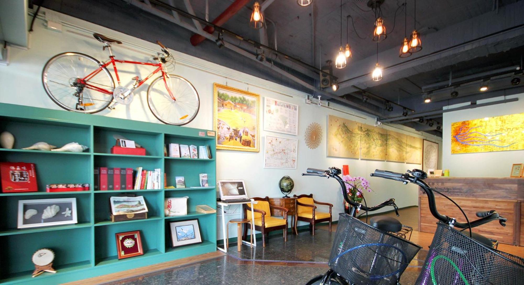 DongNing Atlas Hotel Tainan Exterior foto