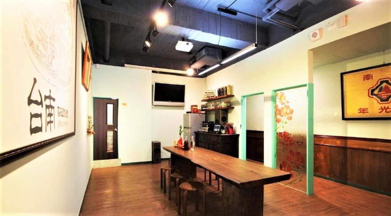 DongNing Atlas Hotel Tainan Exterior foto