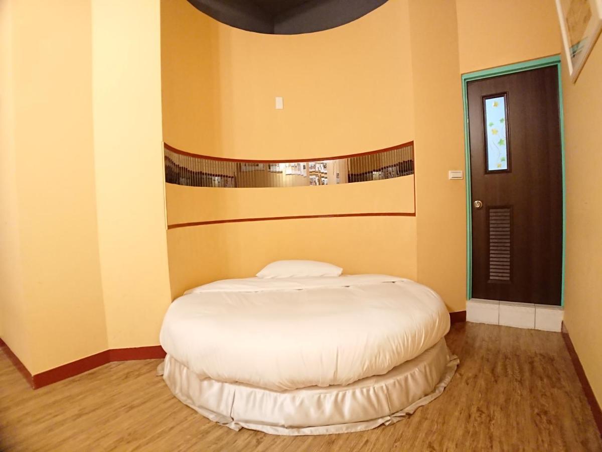 DongNing Atlas Hotel Tainan Exterior foto